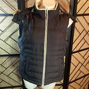 GENTLY USED ANN TAYLOR LOFT VEST COAT BLACK SIZE LARGE
